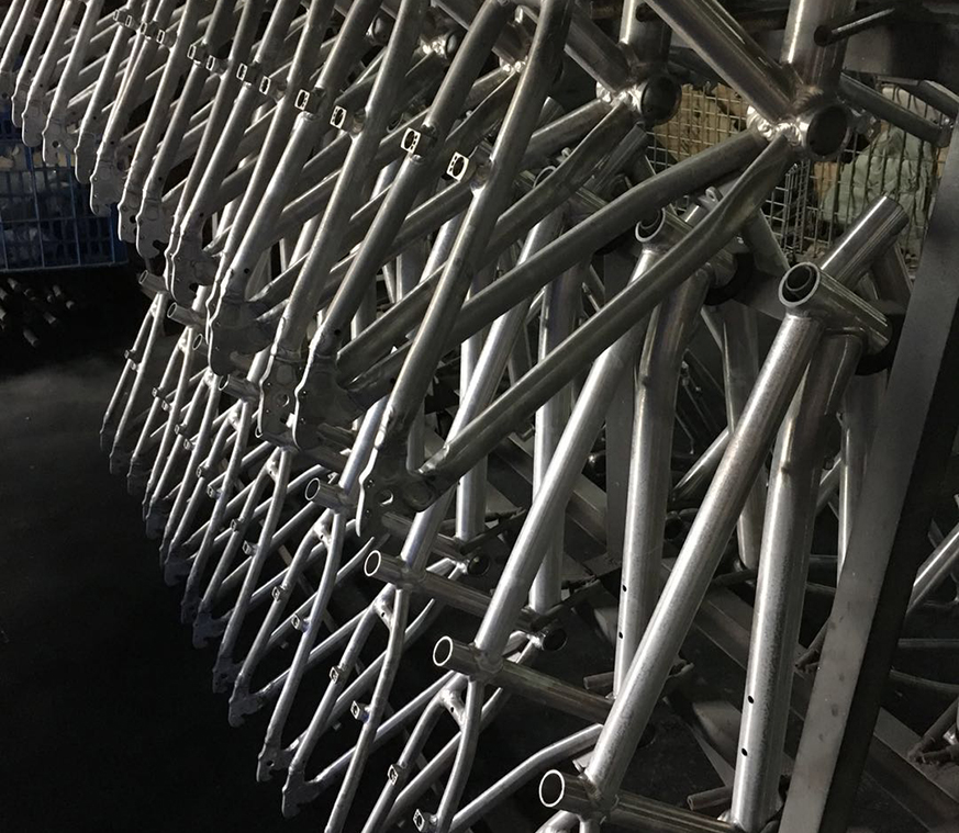 自行车前叉热处理 自行车前叉热处理